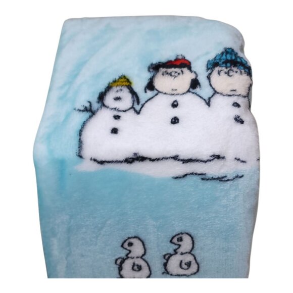 Peanuts Snoopy Plush King Blanket Winter Scene By Berkshire 108" X 90" Snowman - Picture 2 of 8